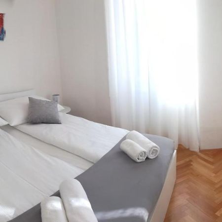 Apartments B&M Сежана Екстер'єр фото